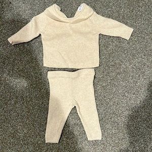 Cream colored Nordstrom matching set for 3 month old